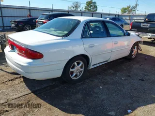 2000 Buick Regal LS with VIN 2G4WB55K6Y1234666, listed as a IAAI auction lot 40770655 with 105,684 mi miles. Bid and sale history available at carsss.com. Image 4.