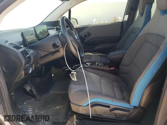 2019 BMW i3 with VIN WBY8P4C54K7D03050, listed as a Copart auction lot 76057684 with 31,858 mi miles and Salvage Title. Bid and sale history available at carsss.com. Image 7.