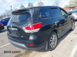 2014 Nissan Pathfinder S with VIN 5N1AR2MM7EC723543, listed as a IAAI auction lot 42014713 with 145,617 mi miles. Bid and sale history available at carsss.com. Image 4.