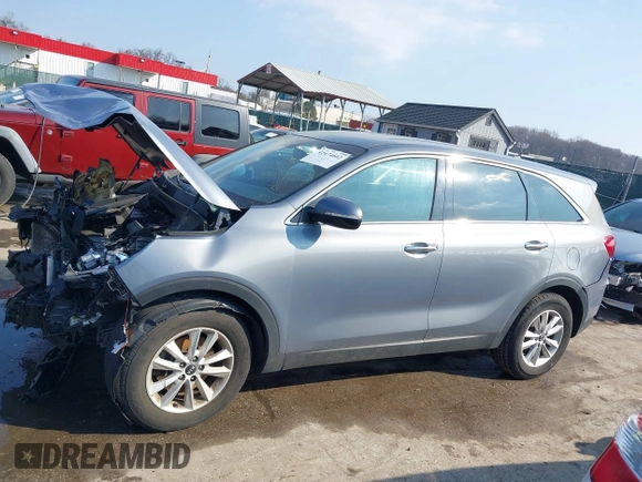 2020 Kia Sorento LX V6 with VIN 5XYPG4A56LG638084, listed as a IAAI auction lot 41474602 with 89,244 mi miles. Bid and sale history available at carsss.com. Image 15.
