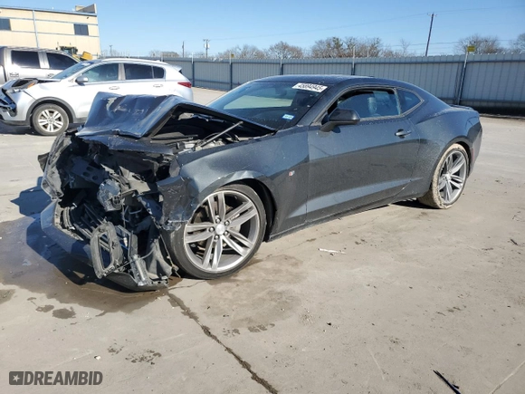 2018 Chevrolet Camaro 2LT with VIN 1G1FD1RS0J0185914, listed as a Copart auction lot 45894945 with 46,000 mi miles and Salvage Title. Bid and sale history available at carsss.com. Image 1.