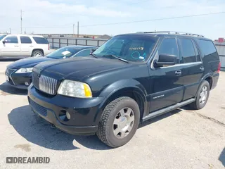 2005 Lincoln Navigator Luxury with VIN 5LMFU27535LJ22782, listed as a IAAI auction lot 41682533 with 244,287 mi miles. Bid and sale history available at carsss.com. Image 2.