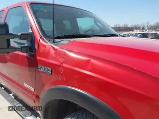 2003 Ford Super Duty F-250 XL with VIN 1FTNX21P13ED26955, listed as a IAAI auction lot 41787057 with 216,130 mi miles. Bid and sale history available at carsss.com. Image 6.