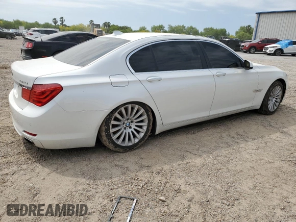 2012 BMW 7 Series 750Li xDrive with VIN WBAKC8C57CC436737, listed as a Copart auction lot 52068285 with 125,582 mi miles and Salvage Title. Bid and sale history available at carsss.com. Image 3.