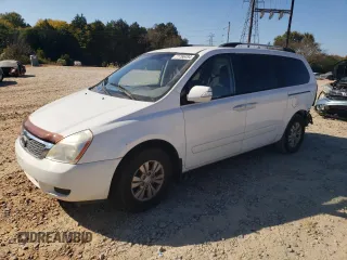 2011 Kia Sedona LX with VIN KNDMG4C76B6398313, listed as a Copart auction lot 77766494 with 244,988 mi miles and Salvage Title. Bid and sale history available at carsss.com. Image 1.