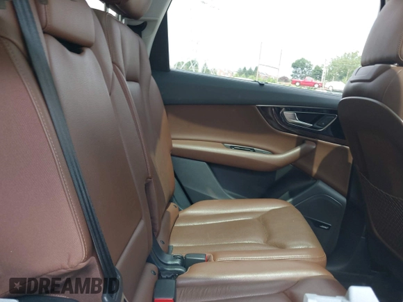 2017 Audi Q7 Prestige with VIN WA1VAAF71HD010516, listed as a IAAI auction lot 42689590 with 68,849 mi miles and . Bid and sale history available at DreamBid. Image 8.