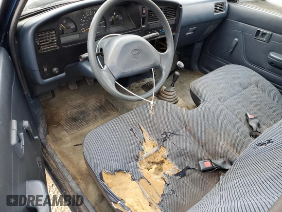 1994 Toyota Pickup DX z VIN 4TARN01P5RZ232120, wystawiony jako Copart lot #44245255 z przebiegiem 123 342 mil mil oraz Czysty tytuł • Clean title. Historia ofert i sprzedaży dostępna na DreamBid. Obrazek 8.