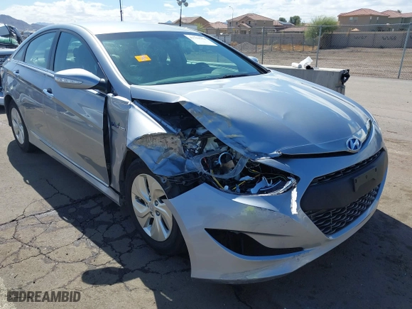2015 Hyundai Sonata Hybrid Limited with VIN KMHEC4A41FA133127, listed as a IAAI auction lot 41759254 with 70,124 mi miles. Bid and sale history available at carsss.com. Image 6.