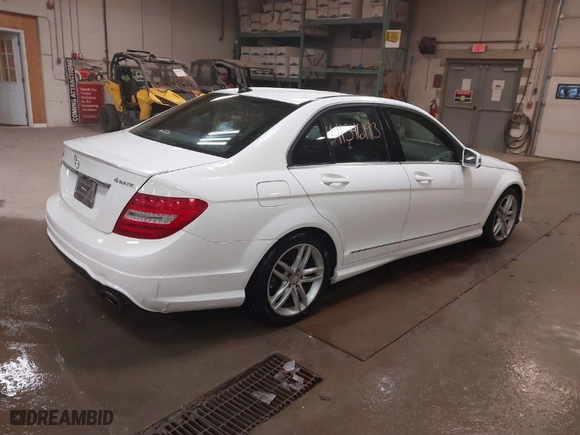 2014 Mercedes-Benz C-Class C 300 Sport with VIN WDDGF8AB5EA948820, listed as a IAAI auction lot 41546193 with 169,559 mi miles. Bid and sale history available at carsss.com. Image 4.