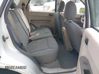 2008 Ford Escape XLS с VIN 1FMCU02Z38KA89684, выставлен на аукционе IAAI как лот 42429141 с пробегом 122 155 миль миль и . История ставок и продаж доступна на DreamBid. Изображение 8.