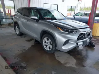 2021 Toyota Highlander L z VIN 5TDCZRBH9MS543232, wystawiony jako IAAI lot #41869895 z przebiegiem 41 031 mil mil oraz . Historia ofert i sprzedaży dostępna na DreamBid. Obrazek 1.