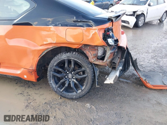 2015 Scion tC with VIN JTKJF5C77FJ008276, listed as a IAAI auction lot 41679236 with 90,987 mi miles. Bid and sale history available at carsss.com. Image 6.