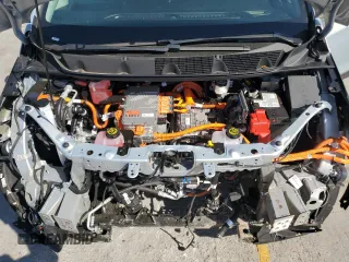 2023 Chevrolet Bolt EV 1LT z VIN 1G1FW6S05P4177390, wystawiony jako Copart lot #57256185 z przebiegiem 9 590 mil mil oraz Szkoda całkowita • Salvage title. Historia ofert i sprzedaży dostępna na DreamBid. Obrazek 11.