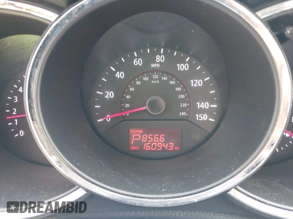 2012 Kia Sorento EX with VIN 5XYKUDA28CG214253, listed as a IAAI auction lot 41902079 with 160,943 mi miles. Bid and sale history available at carsss.com. Image 7.