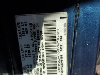 1995 Saab 900 SE z VIN YS3DF35N0S2006497, wystawiony jako Copart lot #74573174 z przebiegiem 249 284 mil mil oraz Szkoda całkowita • Salvage title. Historia ofert i sprzedaży dostępna na DreamBid. Obrazek 14.