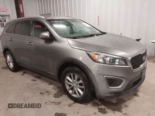 2017 Kia Sorento LX with VIN 5XYPGDA55HG217691, listed as a IAAI auction lot 42083111 with 124,444 mi miles and . Bid and sale history available at carsss.com. Image 1.