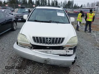 2003 Lexus RX 300 with VIN JTJHF10UX30302018, listed as a IAAI auction lot 41750862 with 211,671 mi miles and . Bid and sale history available at DreamBid. Image 13.