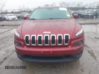2015 Jeep Cherokee Latitude z VIN 1C4PJMCS1FW649201, wystawiony jako IAAI lot #41976056 z przebiegiem 74 991 mil mil oraz . Historia ofert i sprzedaży dostępna na DreamBid. Obrazek 12.