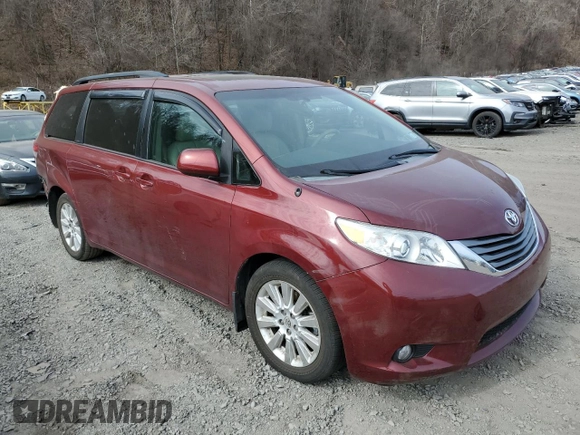 2012 Toyota Sienna XLE with VIN 5TDDK3DC2CS048425, listed as a Copart auction lot 48847955 with 165,631 mi miles and Salvage Title. Bid and sale history available at carsss.com. Image 4.