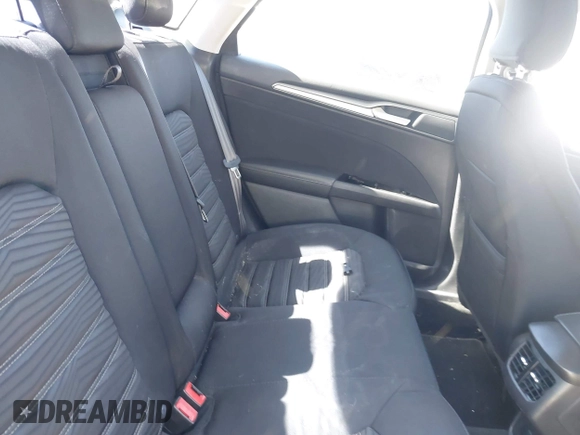 2016 Ford Fusion SE with VIN 3FA6P0H78GR310730, listed as a IAAI auction lot 41821230 with 186,186 mi miles. Bid and sale history available at carsss.com. Image 8.