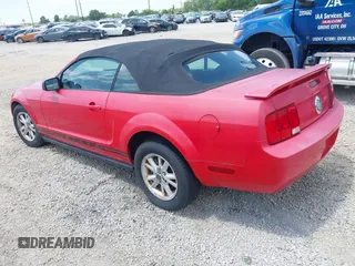 2007 Ford Mustang Deluxe with VIN 1ZVFT84N375235279, listed as a IAAI auction lot 42580211 with 57,791 mi miles and . Bid and sale history available at DreamBid. Image 3.