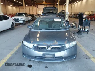 2009 Honda Civic LX z VIN 2HGFA16599H314871, wystawiony jako IAAI lot #41403199 z przebiegiem 144 963 mil mil oraz . Historia ofert i sprzedaży dostępna na DreamBid. Obrazek 11.