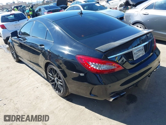 2015 Mercedes-Benz CLS-Class CLS 63 AMG S-Model with VIN WDDLJ7GB7FA136614, listed as a IAAI auction lot 41652730 with 112,111 mi miles. Bid and sale history available at carsss.com. Image 3.
