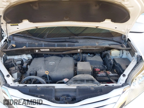 2017 Toyota Sienna LE Auto Access Seat with VIN 5TDKZ3DC5HS820717, listed as a IAAI auction lot 41884712 with 42,592 mi miles. Bid and sale history available at carsss.com. Image 10.