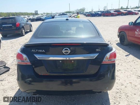 2015 Nissan Altima S with VIN 1N4AL3AP0FN381651, listed as a IAAI auction lot 42102250 with 91,670 mi miles and . Bid and sale history available at DreamBid. Image 17.