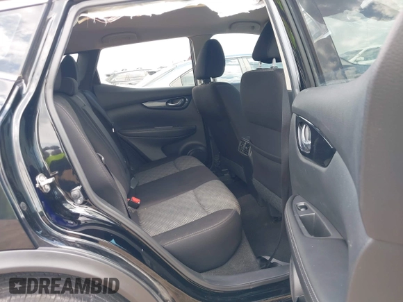 2019 Nissan Rogue Sport S with VIN JN1BJ1CP5KW524557, listed as a IAAI auction lot 42086359 with 114,281 mi miles. Bid and sale history available at carsss.com. Image 8.