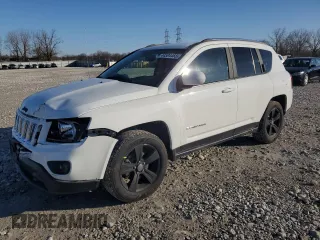 2015 Jeep Compass Latitude with VIN 1C4NJDEBXFD151871, listed as a Copart auction lot 44504465 with 74,371 mi miles and Salvage Title. Bid and sale history available at carsss.com. Image 1.