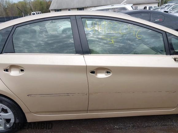 2011 Toyota Prius I with VIN JTDKN3DU3B1382269, listed as a IAAI auction lot 41982096 with 36,600 mi miles. Bid and sale history available at carsss.com. Image 14.