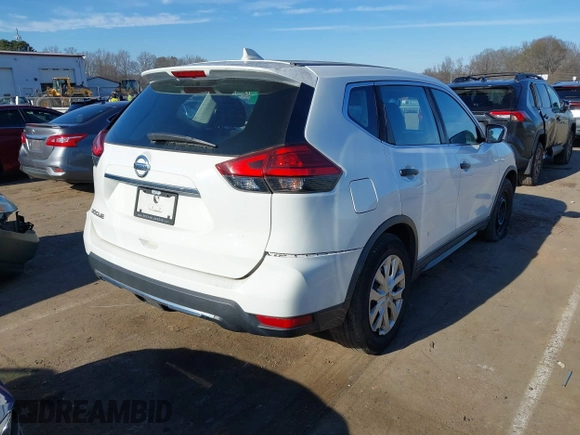 2017 Nissan Rogue SV with VIN KNMAT2MT9HP560033, listed as a IAAI auction lot 41396661 with 200,717 mi miles. Bid and sale history available at carsss.com. Image 4.