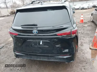 2021 Toyota Sienna XSE with VIN 5TDDRKEC7MS036230, listed as a IAAI auction lot 41454720 with 49,650 mi miles and . Bid and sale history available at DreamBid. Image 17.