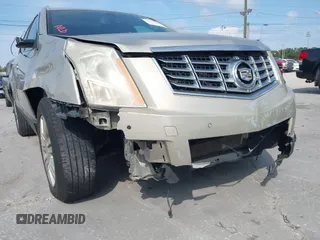 2013 Cadillac SRX Luxury Collection with VIN 3GYFNCE3XDS632366, listed as a IAAI auction lot 42231784 with 85,591 mi miles and . Bid and sale history available at DreamBid. Image 6.