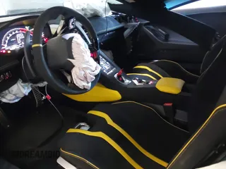 2023 Lamborghini Huracan с VIN ZHWUA6ZX6PLA22072, выставлен на аукционе IAAI как лот 42204169 с пробегом 2 978 миль миль и . История ставок и продаж доступна на DreamBid. Изображение 5.