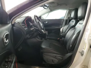 2019 Jeep Compass Trailhawk with VIN 3C4NJDDB9KT670934, listed as a Copart auction lot 48968305 with 101,129 mi miles and Clean Title. Bid and sale history available at carsss.com. Image 7.