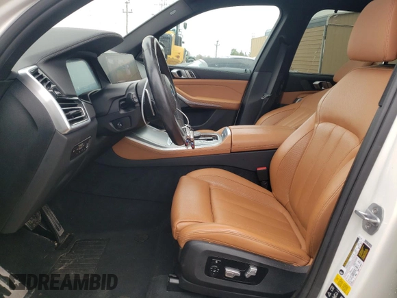2020 BMW X5 M50i with VIN 5UXJU4C07L9C45133, listed as a Copart auction lot 39637053 with 42,646 mi miles. Bid and sale history available at carsss.com. Image 7.