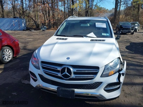 2017 Mercedes-Benz GLE with VIN 4JGDA5HB3HA949075, listed as a IAAI auction lot 41455093 with NaN miles. Bid and sale history available at carsss.com. Image 12.