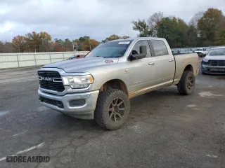 2020 Ram 2500 Big Horn with VIN 3C6UR5DL3LG141225, listed as a Copart auction lot 84638324 with 117,276 mi miles and Salvage Title. Bid and sale history available at carsss.com. Image 1.