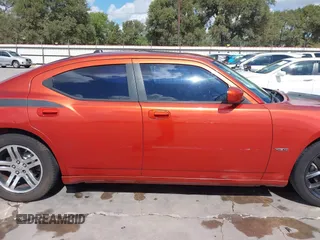 2006 Dodge Charger R/T with VIN 2B3KA53HX6H234270, listed as a IAAI auction lot 40380733 with 177,479 mi miles and . Bid and sale history available at carsss.com. Image 13.