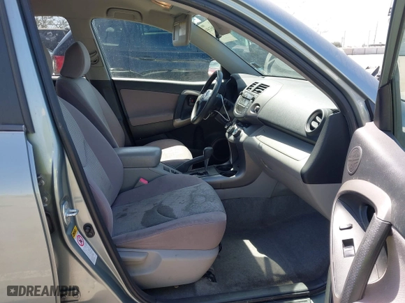 2007 Toyota RAV4 with VIN JTMZD33V875045561, listed as a IAAI auction lot 41965155 with 220,320 mi miles. Bid and sale history available at carsss.com. Image 5.