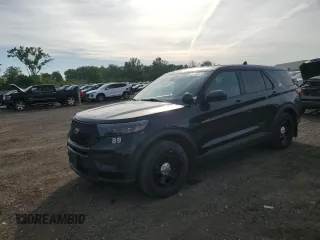 2021 Ford Police Interceptor Utility z VIN 1FM5K8AB9MGA18861, wystawiony jako Copart lot #57983875 z przebiegiem 45 170 mil mil oraz Szkody całkowita. Historia ofert i sprzedaży dostępna na DreamBid. Obrazek 1.