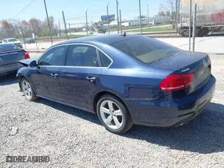 2012 Volkswagen Passat SE with VIN 1VWBH7A32CC036985, listed as a IAAI auction lot 41903135 with 116,376 mi miles. Bid and sale history available at carsss.com. Image 3.