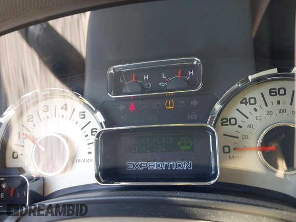 2011 Ford Expedition Max XLT с VIN 1FMJK1H57BEF44680, выставлен на аукционе IAAI как лот 42052578 с пробегом 171 357 миль миль и . История ставок и продаж доступна на DreamBid. Изображение 7.