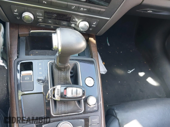 2014 Audi A7 Prestige with VIN WAU2GAFC5EN012583, listed as a IAAI auction lot 42561824 with Not provided miles and . Bid and sale history available at DreamBid. Image 11.
