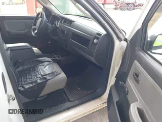 2010 Dodge Dakota z VIN 1D7CW2BKXAS143412, wystawiony jako IAAI lot #42369705 z przebiegiem 244 236 mil mil oraz . Historia ofert i sprzedaży dostępna na DreamBid. Obrazek 5.