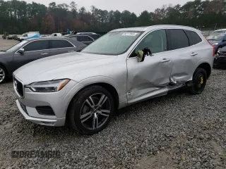 2021 Volvo XC60 Momentum with VIN YV4A22RK0M1748839, listed as a Copart auction lot 84117544 with 57,044 mi miles and Salvage Title. Bid and sale history available at carsss.com. Image 1.