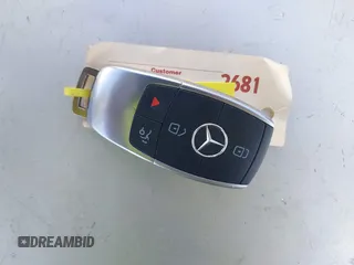 2020 Mercedes-Benz C 300 с VIN W1KWF8DB4LR579695, выставлен на аукционе IAAI как лот 42401232 с пробегом 76 765 миль миль и . История ставок и продаж доступна на DreamBid. Изображение 11.