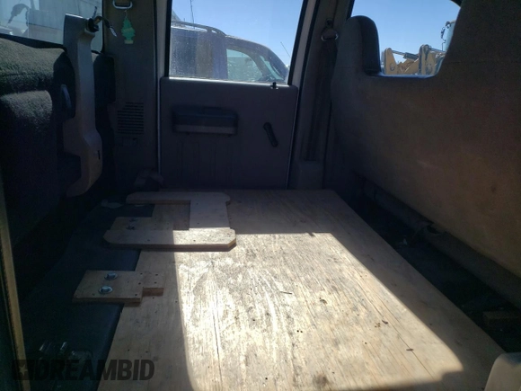 2008 Ford F-350 с VIN 1FTWW30RX8ED72890, выставлен на аукционе Copart как лот 78194304 с пробегом 291 783 миль миль и Чистый • Clean title. История ставок и продаж доступна на DreamBid. Изображение 10.